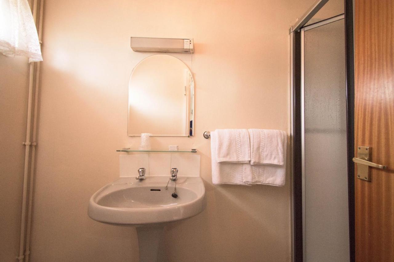 Pinegrove Hotel Carlisle  Ngoại thất bức ảnh